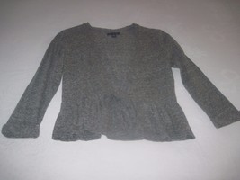 AMERICAN EAGLE LADIES LIGHTWEIGHT GRAY SWEATER-JR S-TIE AT WAIST/RUFFLE ... - $5.89