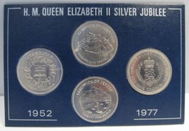 1977 Queen Elizabeth II Silver Jubilee Crown Set AM699 - $58.41