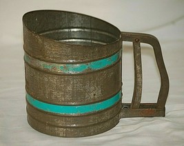 Vintage Foley Flour Sifter Teal Bands Rustic Utensil Tin Country Kitchen MCM USA - £19.41 GBP