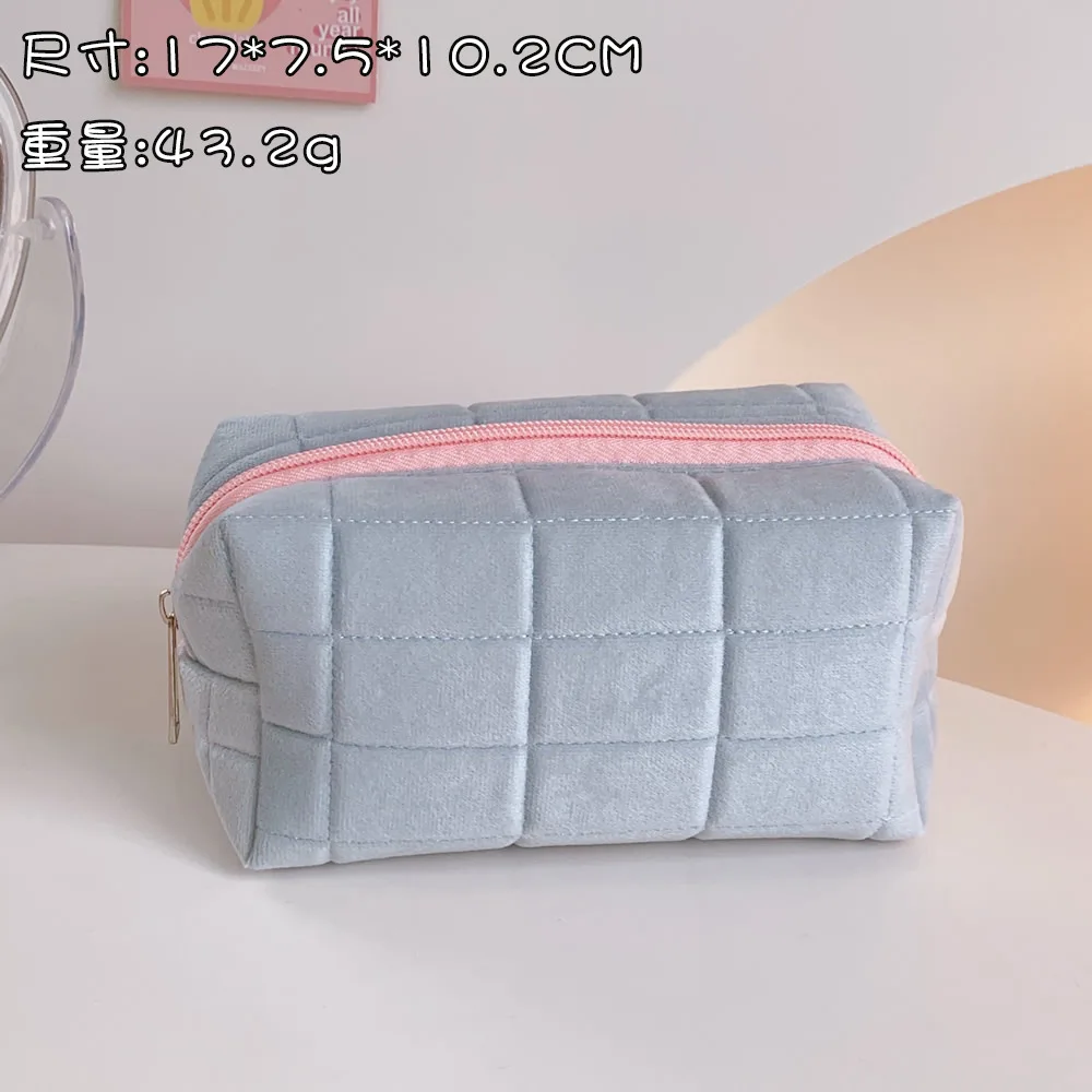 Women&#39;s Fashion Plush Makeup Bags Pencil Case Cute Student Storage Bag Soft Fema - $56.93