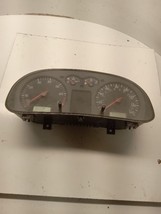Speedometer Cluster Sedan 160 MPH Fits 01-03 JETTA 1106865 - £57.84 GBP
