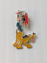 WDW - Cast Holiday Celebration Mickey Mouse &amp; Pluto Disney Pin Hat Or La... - £7.70 GBP