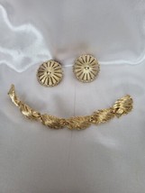 Vintage Monet Gold Bracelet &amp; Big Round Earrings Lot - £21.80 GBP