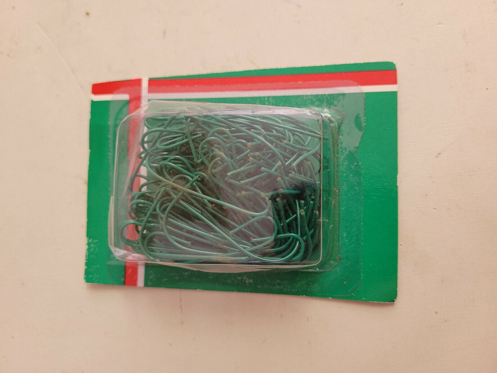 NIP Christmas Ornament Hangers Hooks Green - $1.99