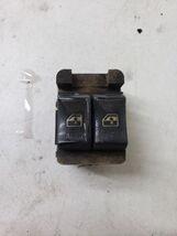 Driver Front Door Switch Driver&#39;s Window Fits 03-07 EXPRESS 1500 VAN 696679 - $360.48 MXN