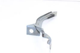 00-05 TOYOTA CELICA GT AUTOMATIC Coolant Reservoir Bracket F2091 image 8