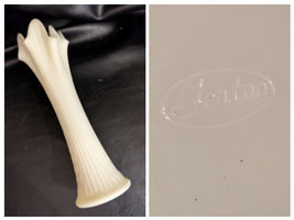 Vaso Swung In Vetro Verde Satinato Fenton Diamante Alto 15 In - $89.81