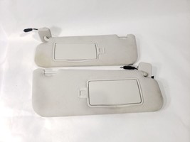 2018 2019 Range Rover Velar OEM Pair Sun Visor  - £99.16 GBP