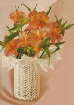 1984 Crochet Lace Pineapple Candy Doily Flower Baskets Weiss Mary Thomas... - £9.36 GBP