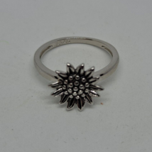 Sunflower Spinner Ring Silver Flower Size 6 - £7.75 GBP