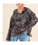 Bandana Pattern Lace Up Pullover Windbreaker Black White Small - $54.16 CAD