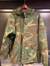US Army Military Cold Weather Parka Woodland Camouflage Field Jacket Large Short - £22.67 GBP