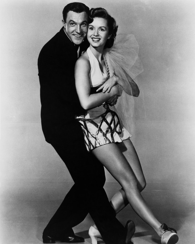 Primary image for Debbie Reynolds in Singin' in The Rain Full Length Leggy Pose in Dance Scene 16x