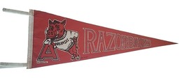 Vintage Arkansas Razorbacks College Pennant - United Inc. - 27 Inch - £19.78 GBP