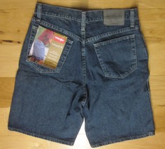 WRANGLER NWT Relaxed Fit Blue Denim Shorts Men&#39;s size W30  L9.5&quot; 100% Co... - £15.69 GBP