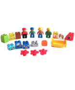 Lego Duplo Lot 4 Figures + Engine Block Suitcase Flower Bed Hay Bale Ice... - €13,71 EUR