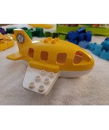 Lego Duplo Passenger Air Plane Jet  Yellow White Set 18720 18721 - $324.30 MXN
