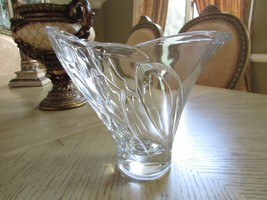 Mikasa 8&quot; Vase Swan Song Made In Japan Mint With Tag - £15.51 GBP