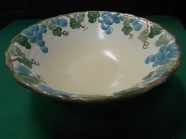 Great Poppy Trail Metlox Sculptured Grapes Large Salad Bowl 8.5&quot; - £6.00 GBP