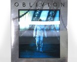 Oblivion (Blu-ray/ DVD, 2013, Widescreen) Like New w/ Lenticular Slip! - $12.18