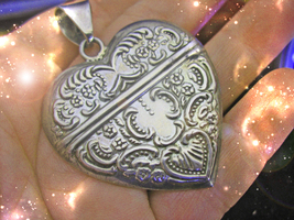 HAUNTED ANTIQUE NECKLACE THE HIGHEST DIVINE ANGEL EYES NEW SECRETS OOAK MAGICK image 2