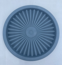 Vtg Tupperware Replacement Servalier Seal Light Blue  812 5&quot; Cover LID ONLY - £5.42 GBP