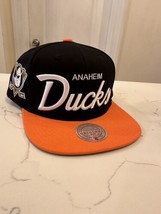 Mitchell &amp; Ness Vintage Script Snapback Anaheim Ducks 6HSSSH22086-ADUBLCK - £19.73 GBP