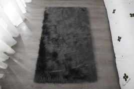 60&quot; x 35.5&quot; x 3.5&quot; Ultra Soft Fluffy Faux Fur Sheepskin Area Rug Polyester Gray - £49.39 GBP