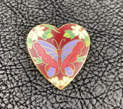 Vintage Cloisonné Enamel Heart Shaped Pin/Brooch Flowers &amp; Butterfly Goldtone - £9.55 GBP