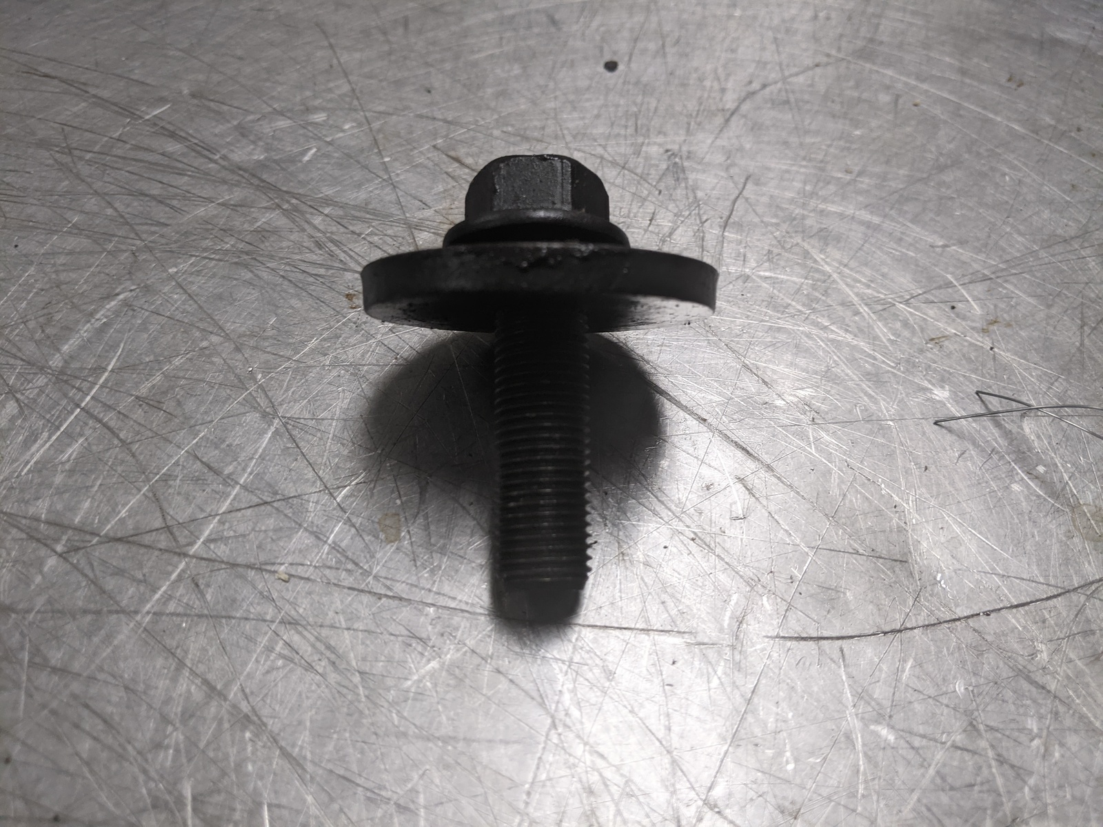 Crankshaft Pulley Bolt For 10-11 Chevrolet Equinox  3.0 Item image 2
