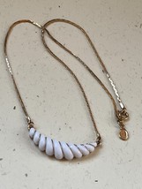 Vintage Avon Signed Thin Goldtone Chain w White Twist Curved Crescent Plastic - £8.81 GBP