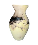 Vintage Etched Navajo Buffalo Hair Pottery Vase Engraved 9x5.5&quot; - $742.61 MXN
