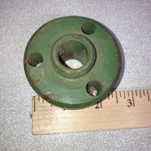 John Deere Vintage Three Bolt Hub - £19.83 GBP