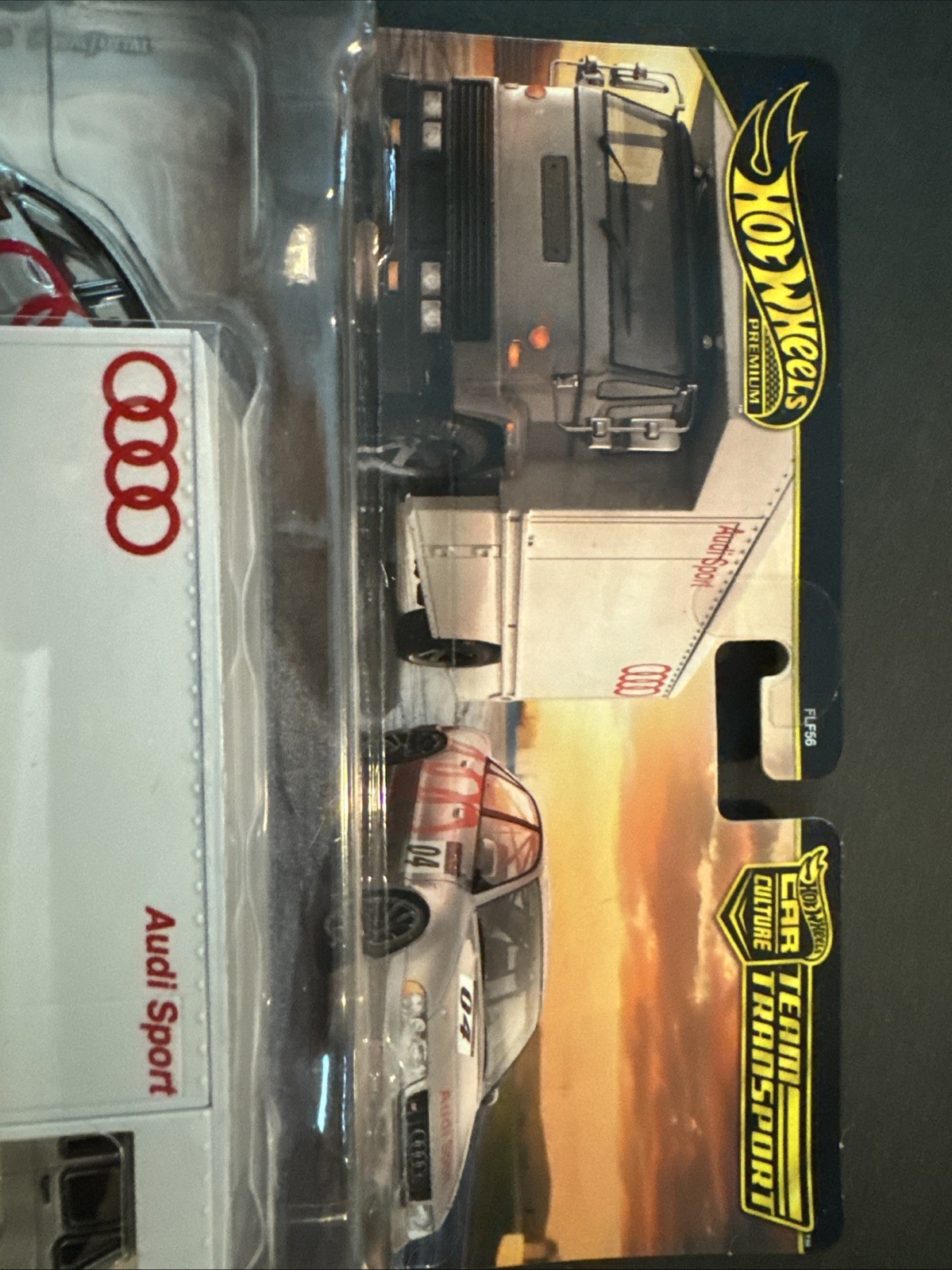 Hot Wheels Audi S4 Quattro / Fleet Flyer Team Transport #77 Audi Sport Item image 4