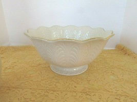 LENOX CHINA GREENFIELD CENTERPIECE BOWL 9.75&quot; MADE IN USA LotD - £23.42 GBP