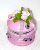trinket box Jewelry Round shaped pink  Gift Giving roses  silver frame - $232.20 MXN