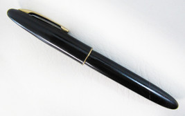 Vintage Schaeffer&#39;s Black And Gold Filled Pen With 14K Solid Gold Nib - £54.75 GBP