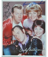 LAVERNE AND SHIRLEY CAST SIGNED X4 - P. Marshall, C. Williams, D L Lande... - £384.66 GBP