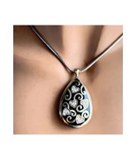 Brighton Elegant Black and Silver Heart Pendant Necklace. Reversible Sil... - $840.75 MXN