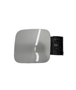 2020-2024 Nissan Versa S Rear Fuel Tank Door Lid Assembly Silver Ext K23... - $1,476.87 MXN