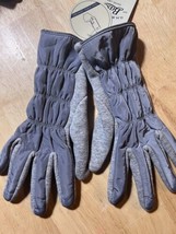 Small Womens Bass &amp;Co Gray Gloves With Touch Technology BNWTS - $14.99