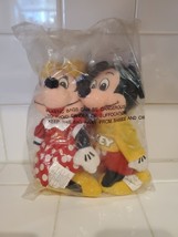 Spirit of Mickey Mouse &amp; Minnie Disney Store Beanie Plush Set of 2 NIB New - $312.14 MXN