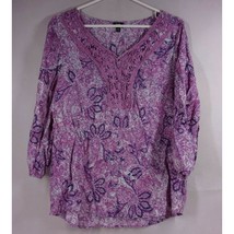 Lee Women&#39;s Lavendar &amp; White Floral Blouse With Crocheted Neckline Size Large - £12.87 GBP