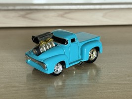 Muscle Machines 56 Ford Pickup Baby Blue Collectible Car - €5,39 EUR