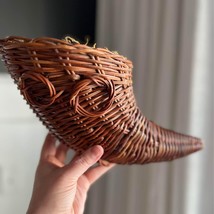 Vintage Woven Wicker Cornucopia Horn of Plenty Fall Thanksgiving Centerpiece - £14.38 GBP