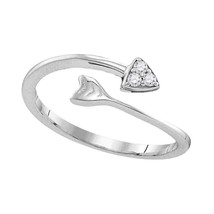 Sterling Silver Womens Round Diamond Bisected Arrow Band Ring 1/20 Cttw - $1,126.26 MXN