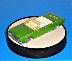 Hot Wheels 1 Loose Car 2004 WHIPs &#39;64 Lincoln Continental Lime Green w/ RRs - £5.91 GBP