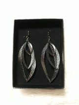 AVON TEXTURED FASHION EARRINGS &quot;HERMATITE COLOR&quot; (VERY RARE) ~ NEW!!! - £14.64 GBP