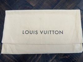 Louis Vuitton Beige Fold Over Envelope Dust Bag 9&quot; x 5&quot; - $259.89 MXN