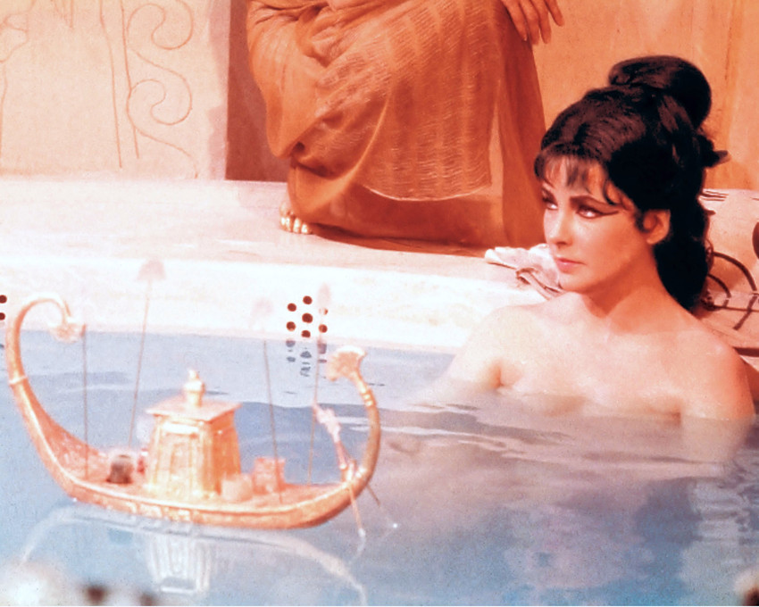 Cleopatra Elizabeth Taylor Taking Bath 16x20 Poster